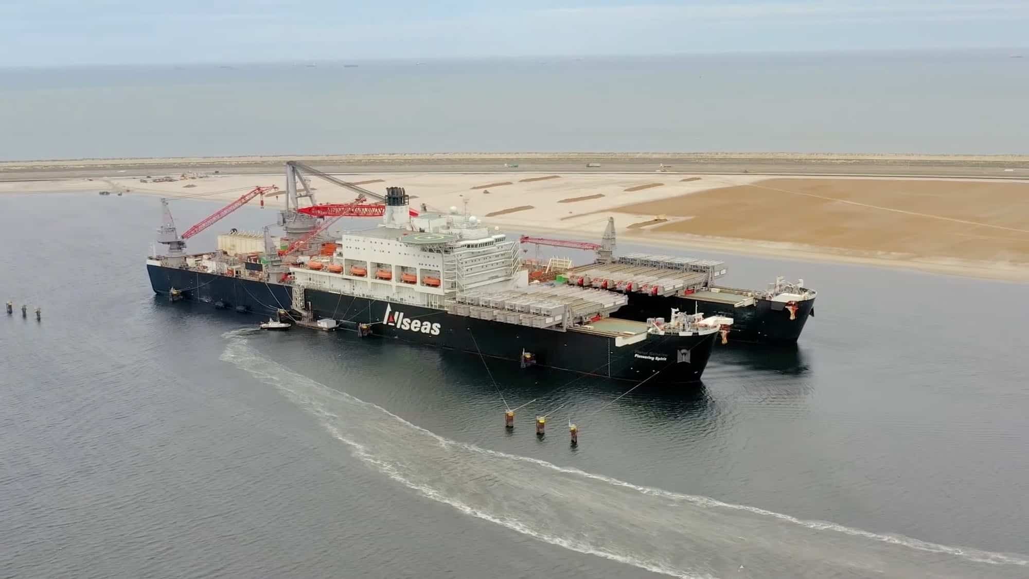 DJI Matrice 210 RTK delivering a package to the Allseas vessel Pioneering Spirit in the Port of Rotterdam.