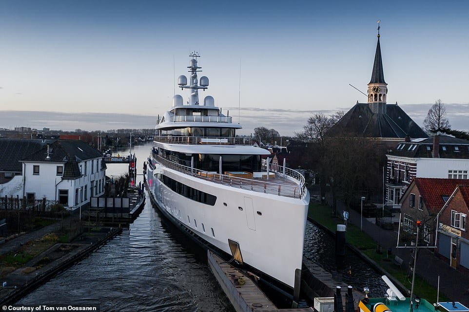 Viva heading on toward the North Sea and sea trials off Amsterdam.
