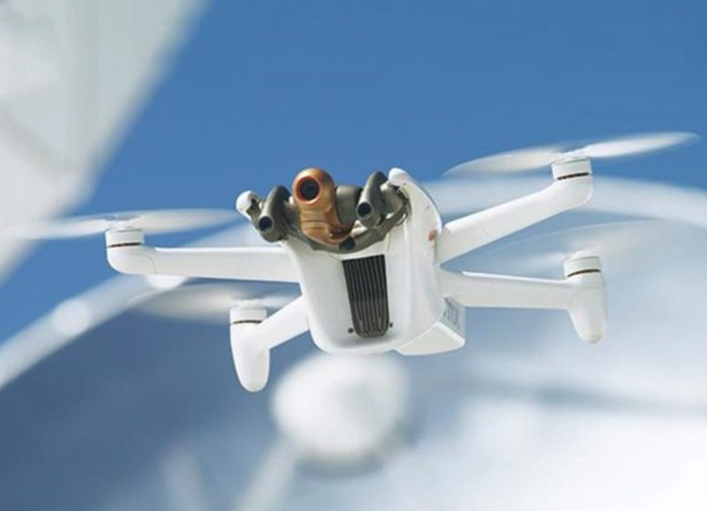 The Anafi AI and SkyController 4, which Parrot scheduled for fall 2021.