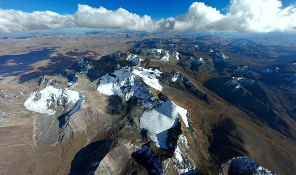This morning, aerial photos that were reportedly taken with the soon-to-be-released DJI Mavic 3 drone were shared on Twitter. Let take a closer look at these images and see what we can learn.