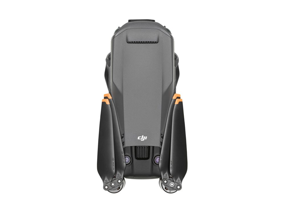 After countless leaks, the world's largest drone maker officially launches the new DJI Mavic 3. However, at this point, I don't think there is anything left to share th