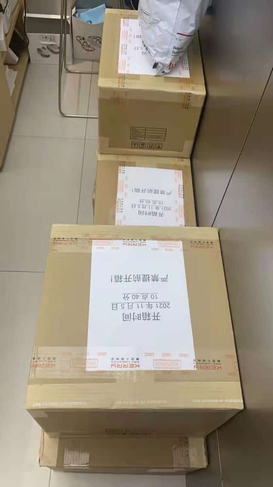 Leaked reseller photo of a DJI Mavic 3 retail box before the launch.