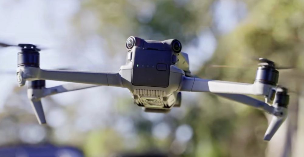 Early this morning, a DJI Mavic 3 review showed up online days before the expected launch on November 5th. It seems that the video review was accidentally made public on Google Drive.