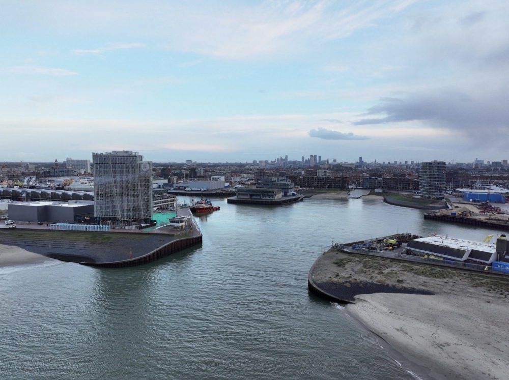 Aerial photograph from the Mavic 3 main camera at 24-millimeter equivalent.