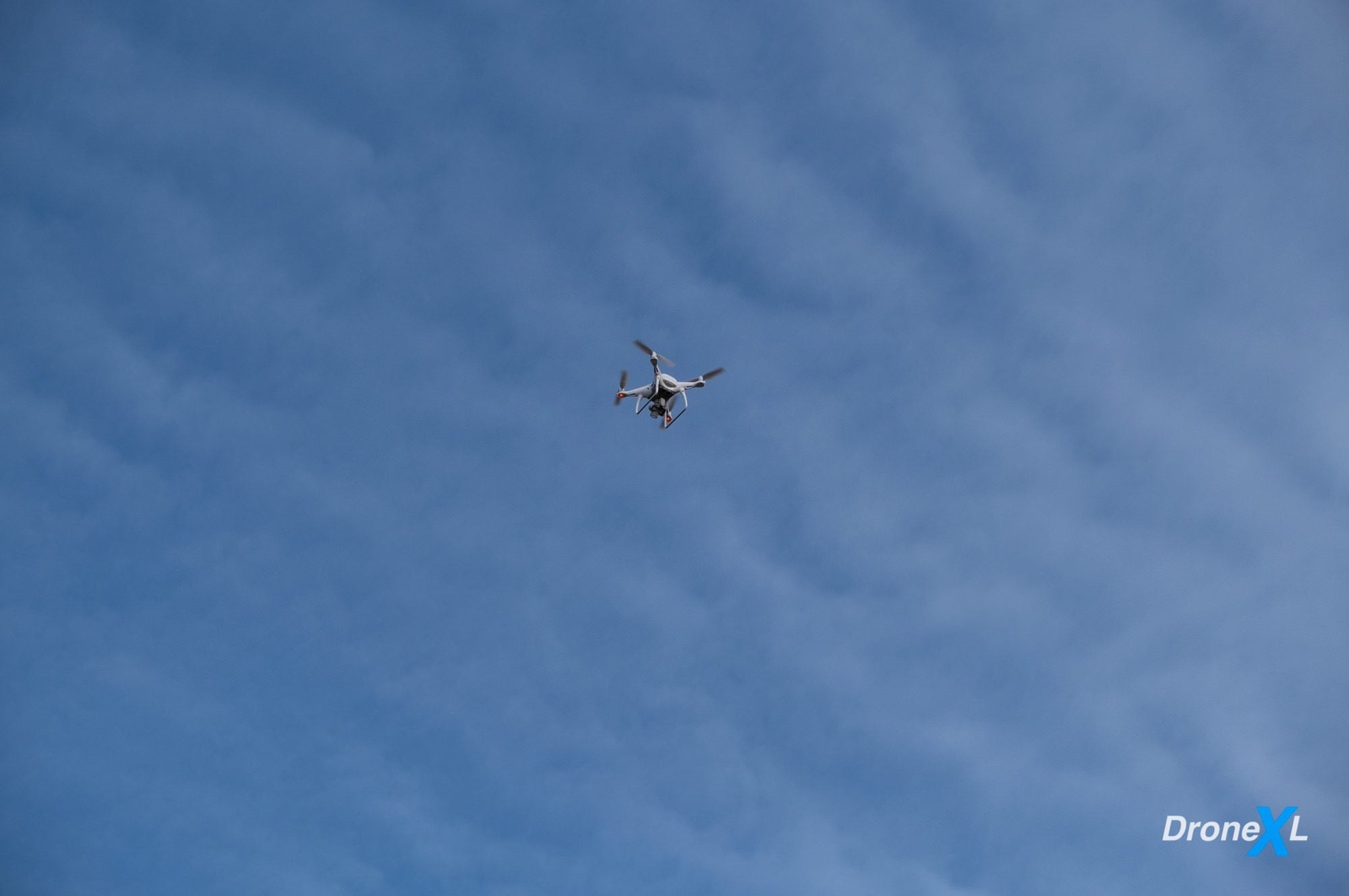 HOW HIGH CAN I FLY MY DRONE LEGALLY? ABOUT THE 400 FEET ALTITUDE LIMIT