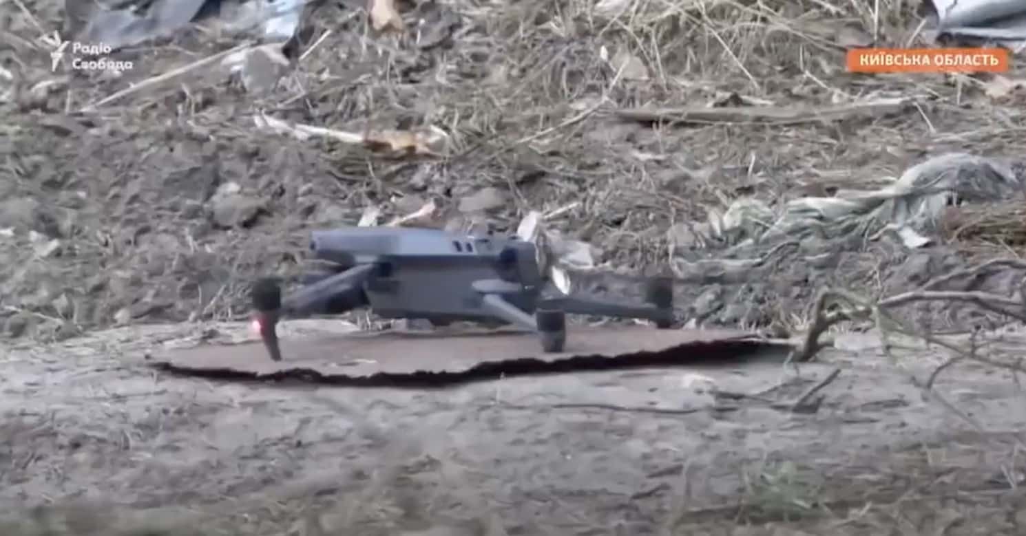 UKRAINIAN ARMY USES DJI MAVIC 3 TO PRECISELY GUIDE MORTARS ONTO RUSSIAN TROOPS