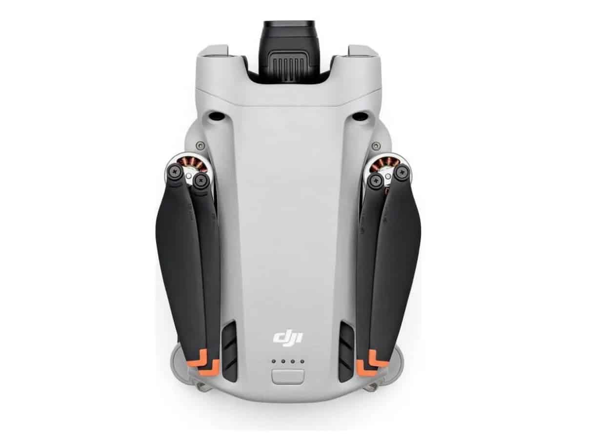Leaked image of the DJI RC controller with built in display sold with the Mini 3 Pro.