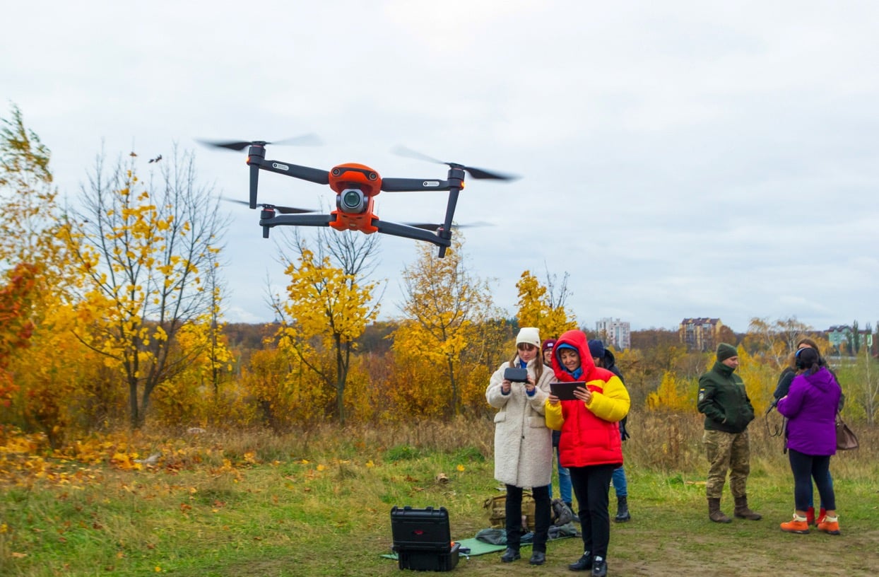 Drone school "Female Pilots of Ukraine" teaches women how to fly drones to help win war