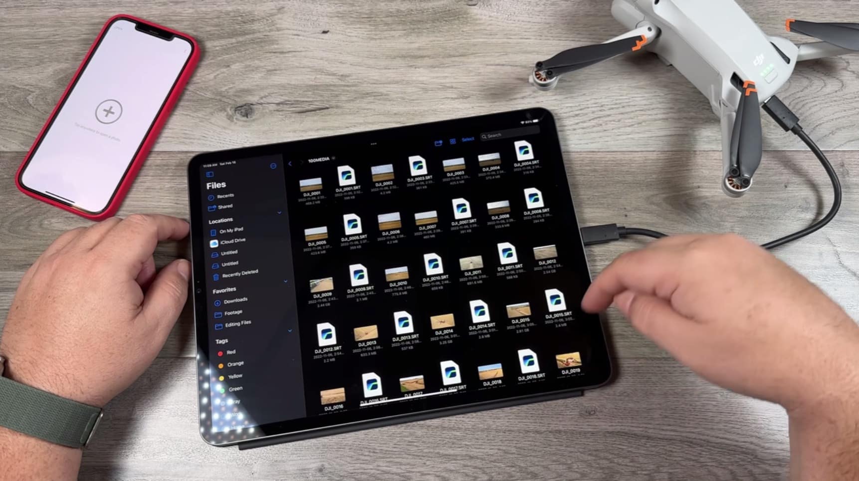 Screenshot of the Mini 3 Pro connected to an iPad over USB-C.