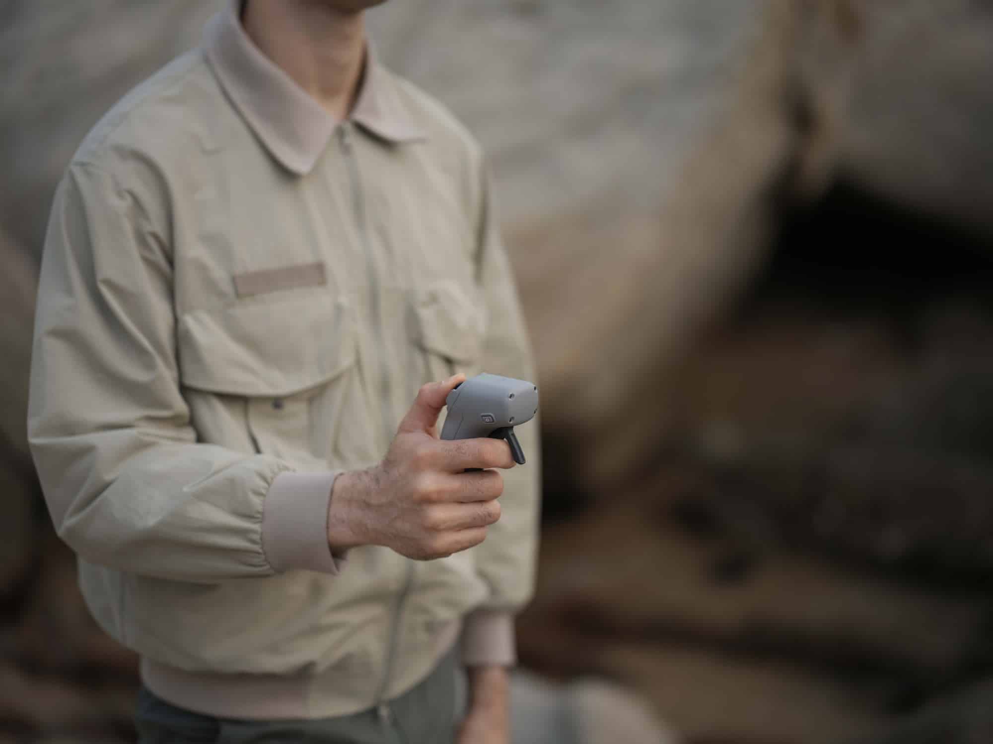 DJI, the global frontrunner in civilian drone and creative camera technology, unveils its cutting-edge DJI Goggles Integra and DJI RC Motion 2, designed to revolutionize interaction with the DJI Avata. 