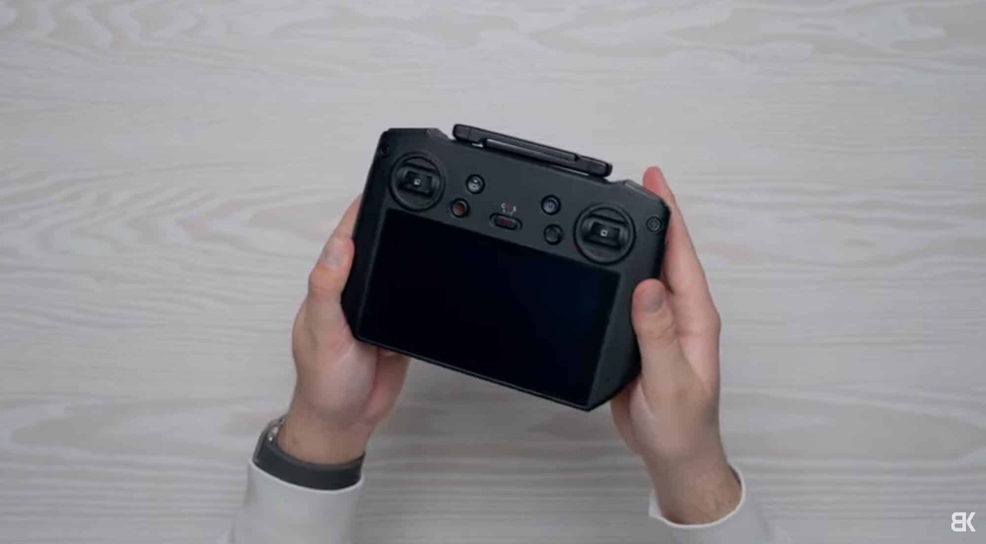 The enlarged triple-camera housing mounted on the nose of the Mavic 3 Pro.