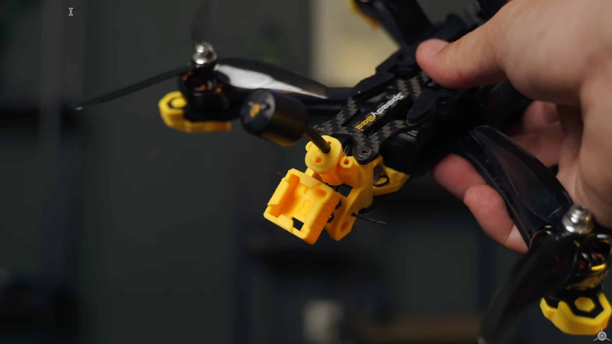 SpeedyBee Master 5 V2 - SERIOUSLY Good 5" FPV Drone!