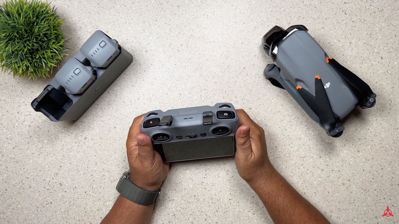 Control sticks stored at the rear of the DJI RC2 straight out of the box.
