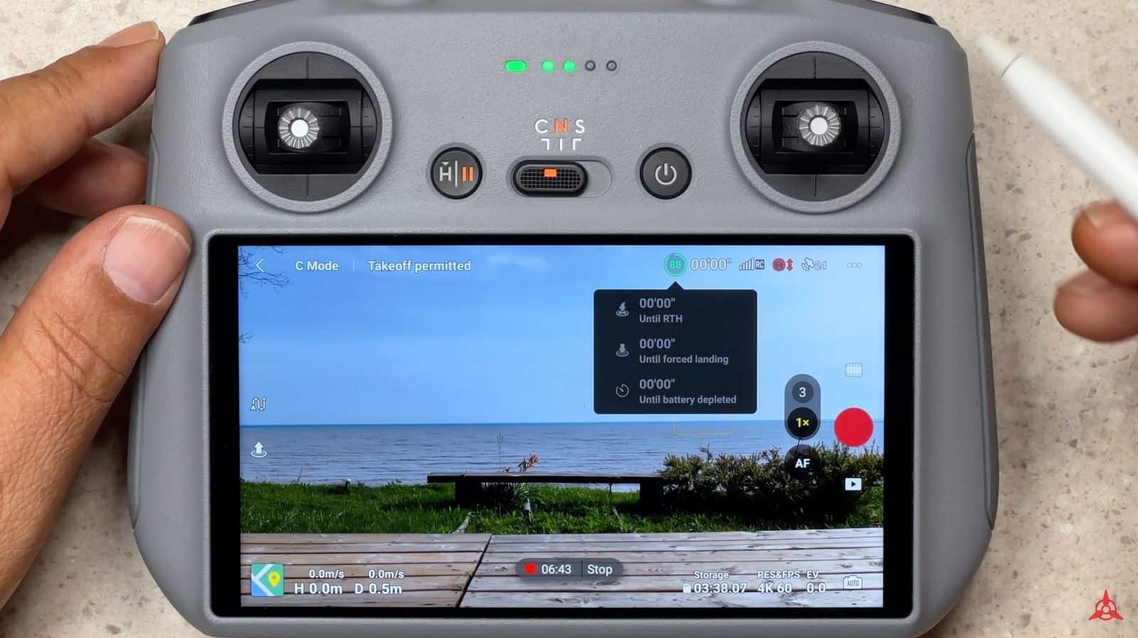 DJI Fly battery panel with detailed charge information for the DJI Air 3.