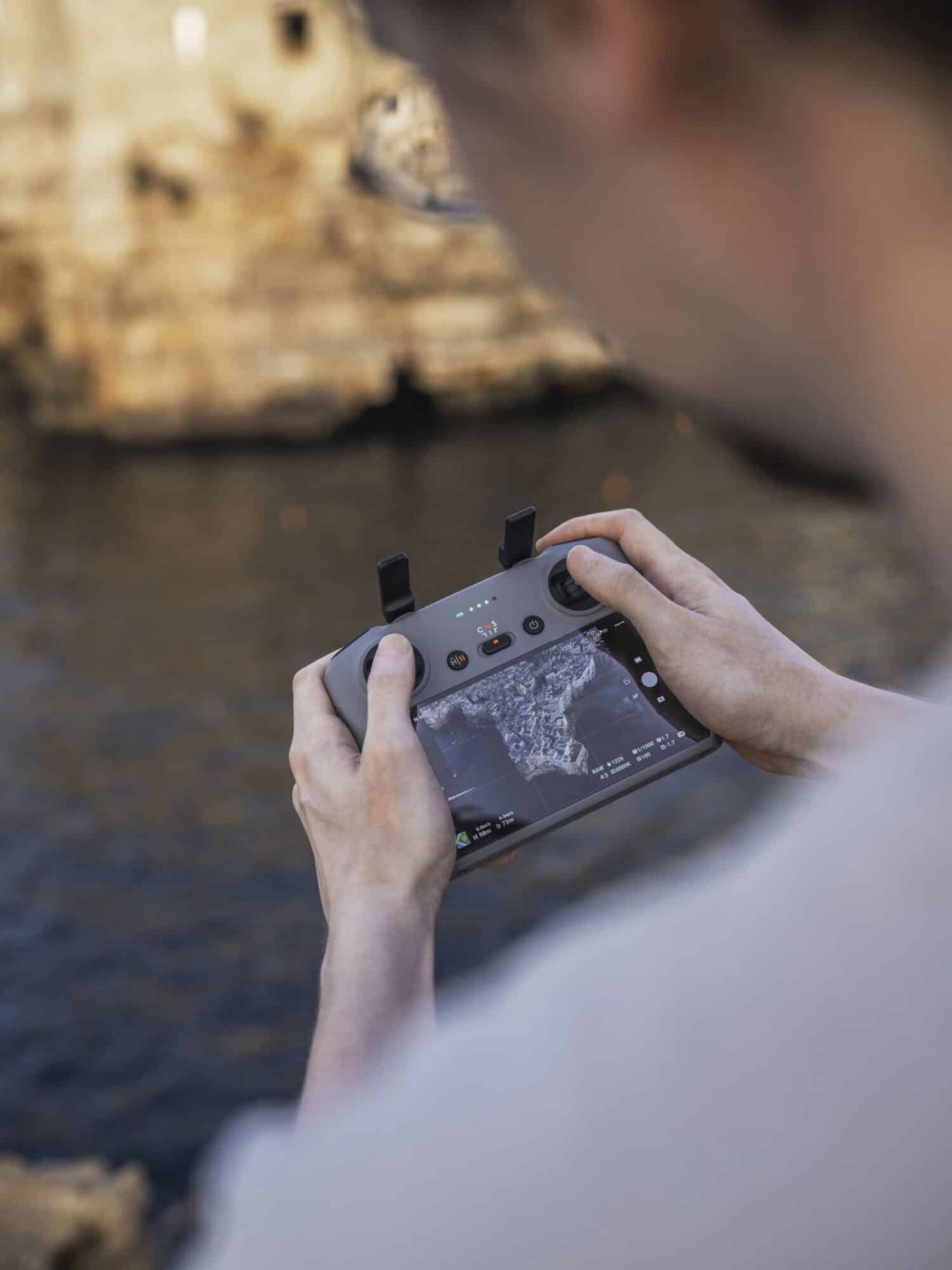 DJI Mini 4 Pro drone true vertical shooting