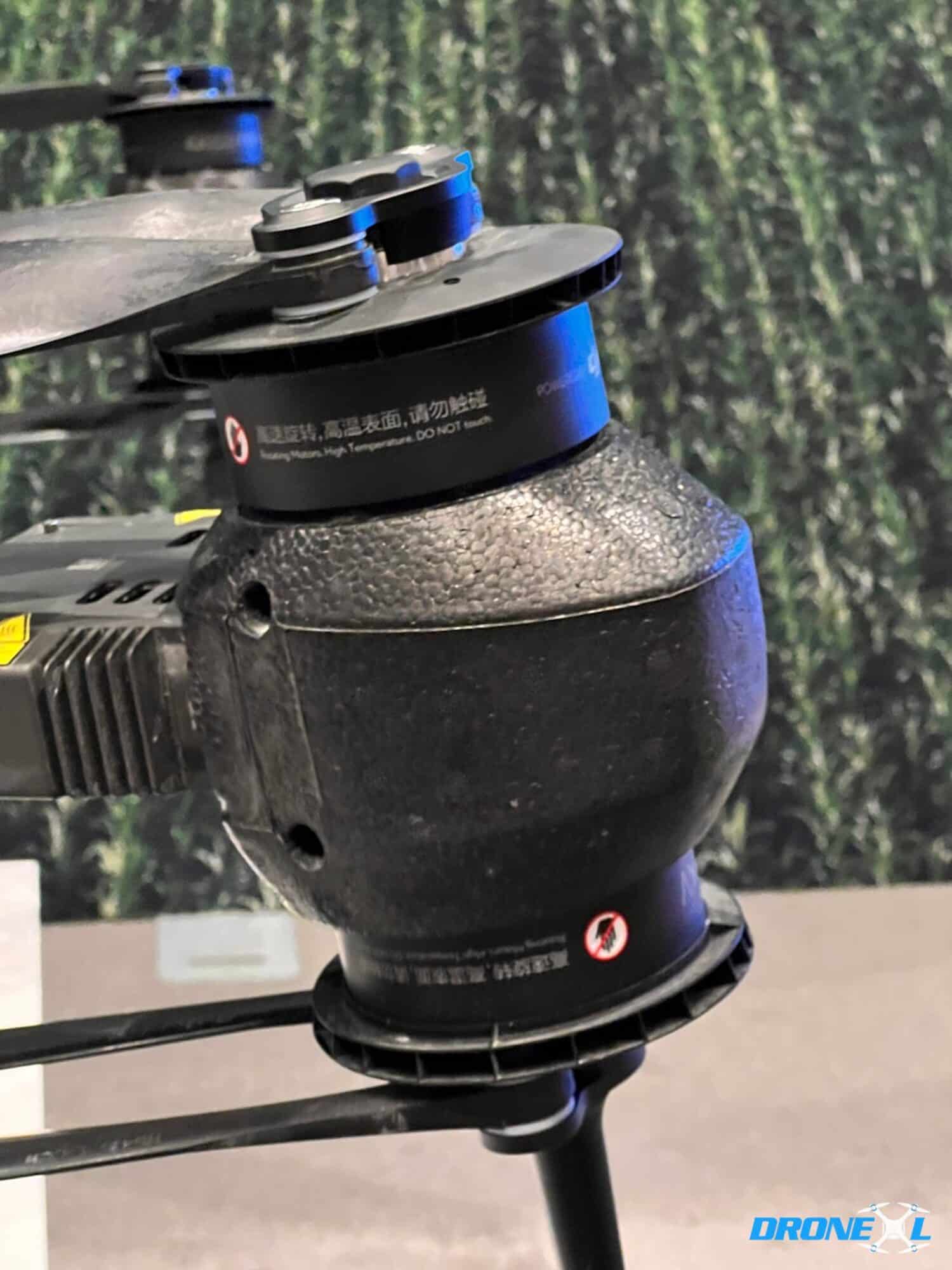 During DJI Airworks 2022, the DJI Argas T40 was on display. This agricultural drone is impressive in size as you can see in the photos. We can only imagine what the DJI Airgas T60 will be like.