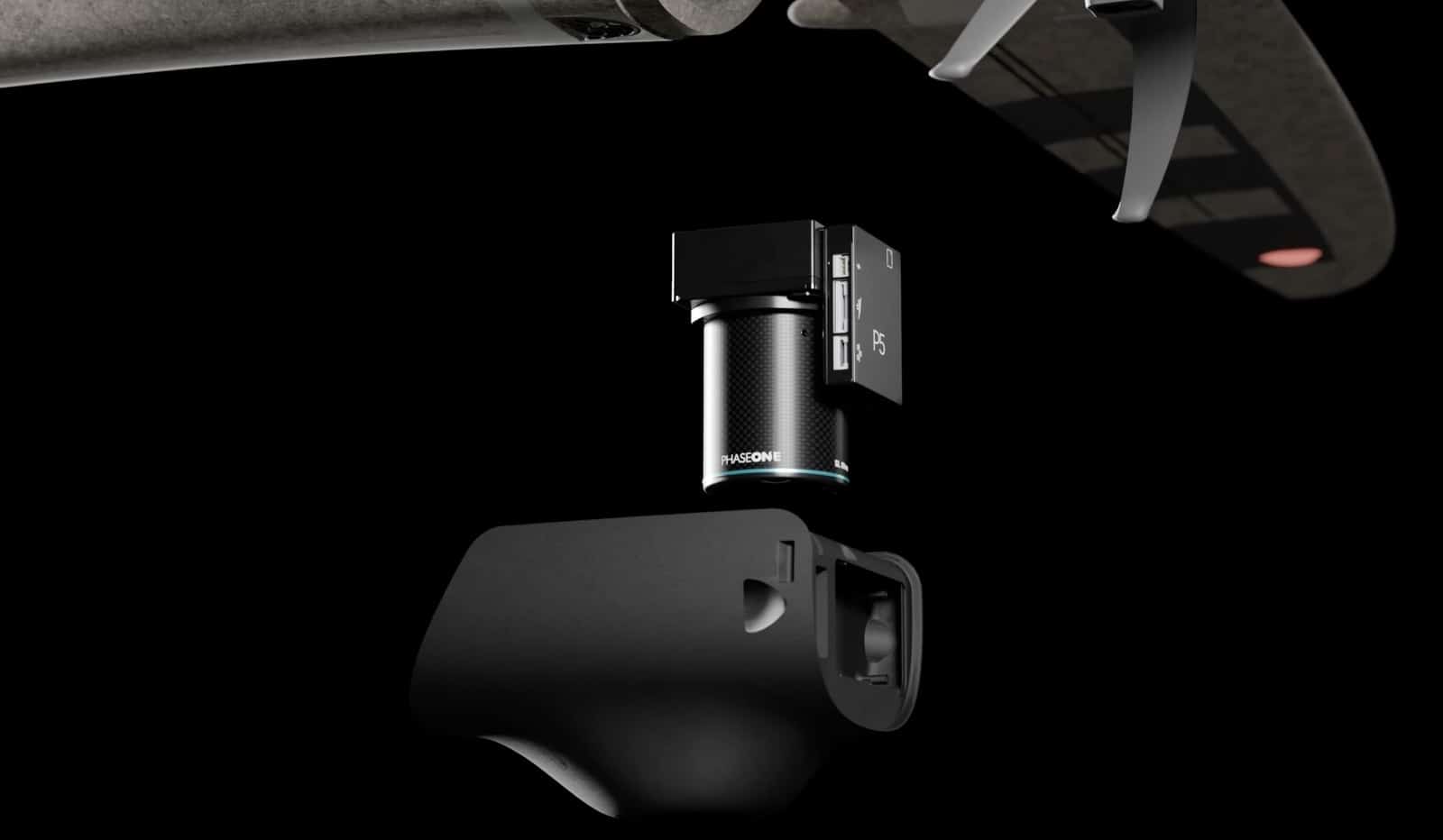 A close view of the P5 lens and its electronic global shutter assembly.