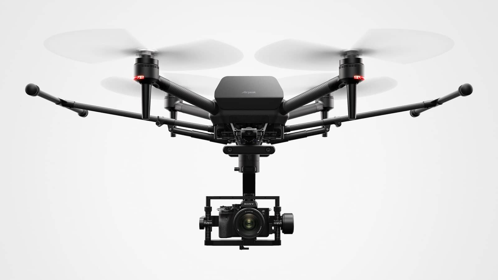 The Sony Airpeak S1 carrying an Alpha mirrorless camera on its gimbal.