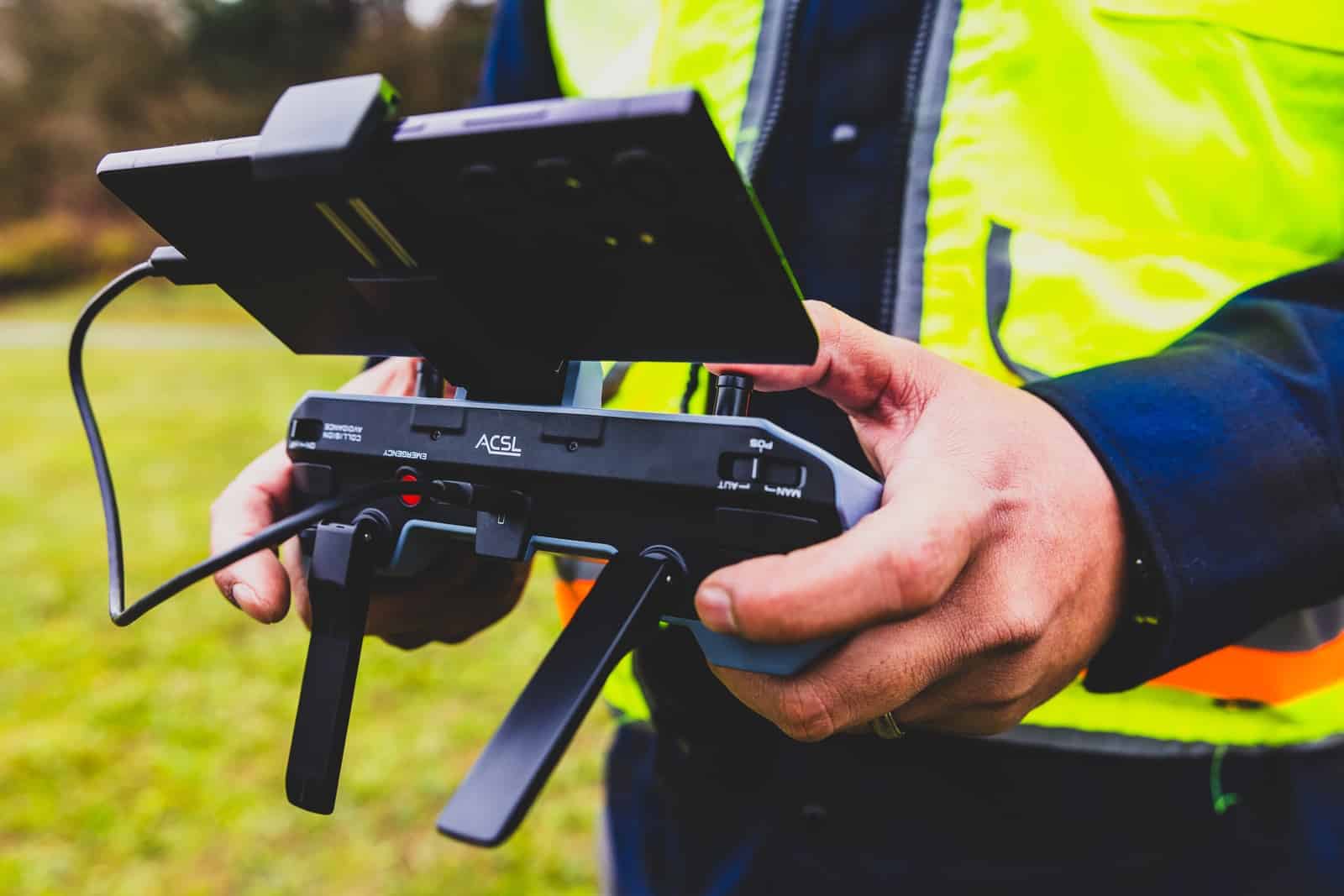 ACSL SOTEN small UAS with cellular connectivity and a third-party software SDK.