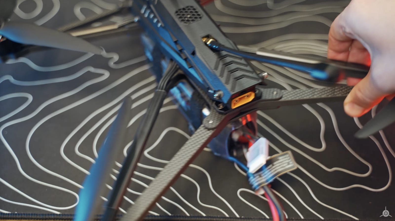 Helion 10" FPV Drone - The NEW Long Range KING in 2024?