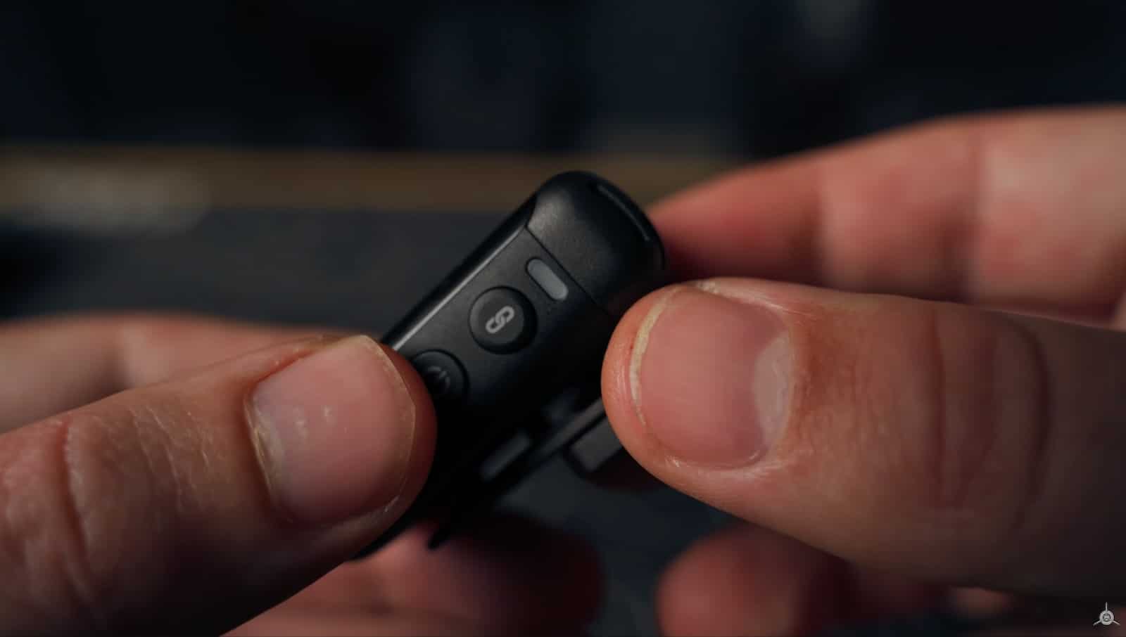 DJI Mic 2 transmitters and receiver, whose screen grew to 1.1 inches.