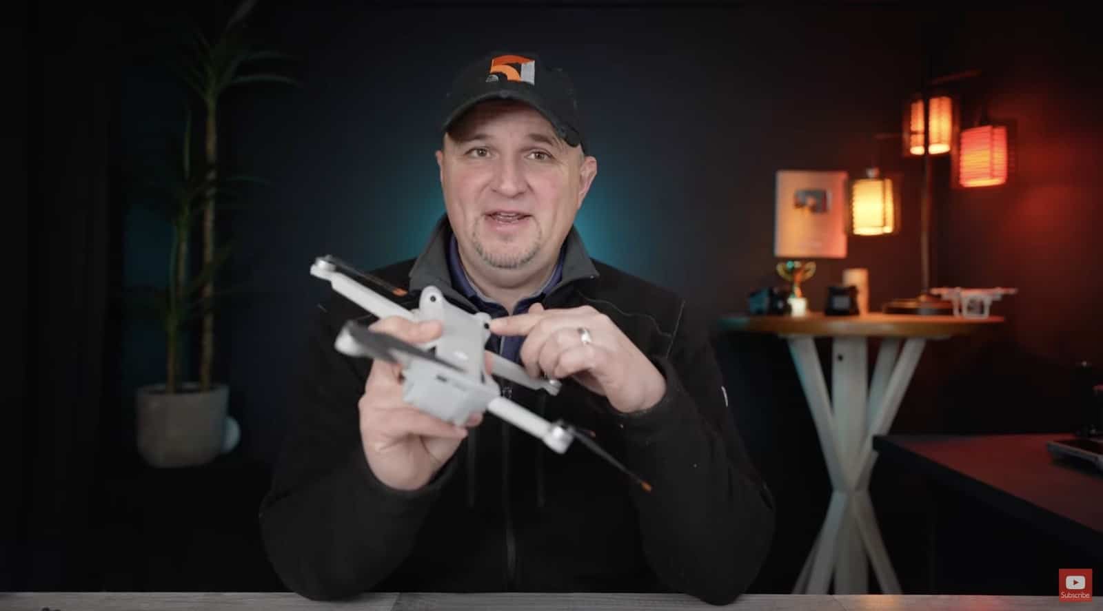 Rear obstacle sensors that give the Mini 3 Pro three-directional avoidance.