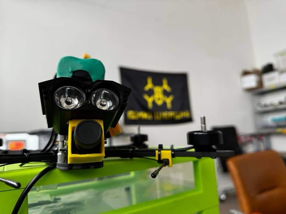 Wild Hornets FPV kamikaze drone made for Ukrainian front-line units.