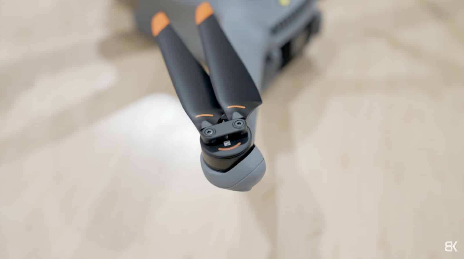 The gray, rigid-arm Matrice 3D airframe seen from another angle.
