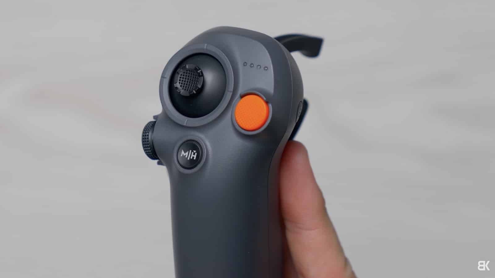 Wrist-driven controls on the RC Motion 3 compared with stick flying.