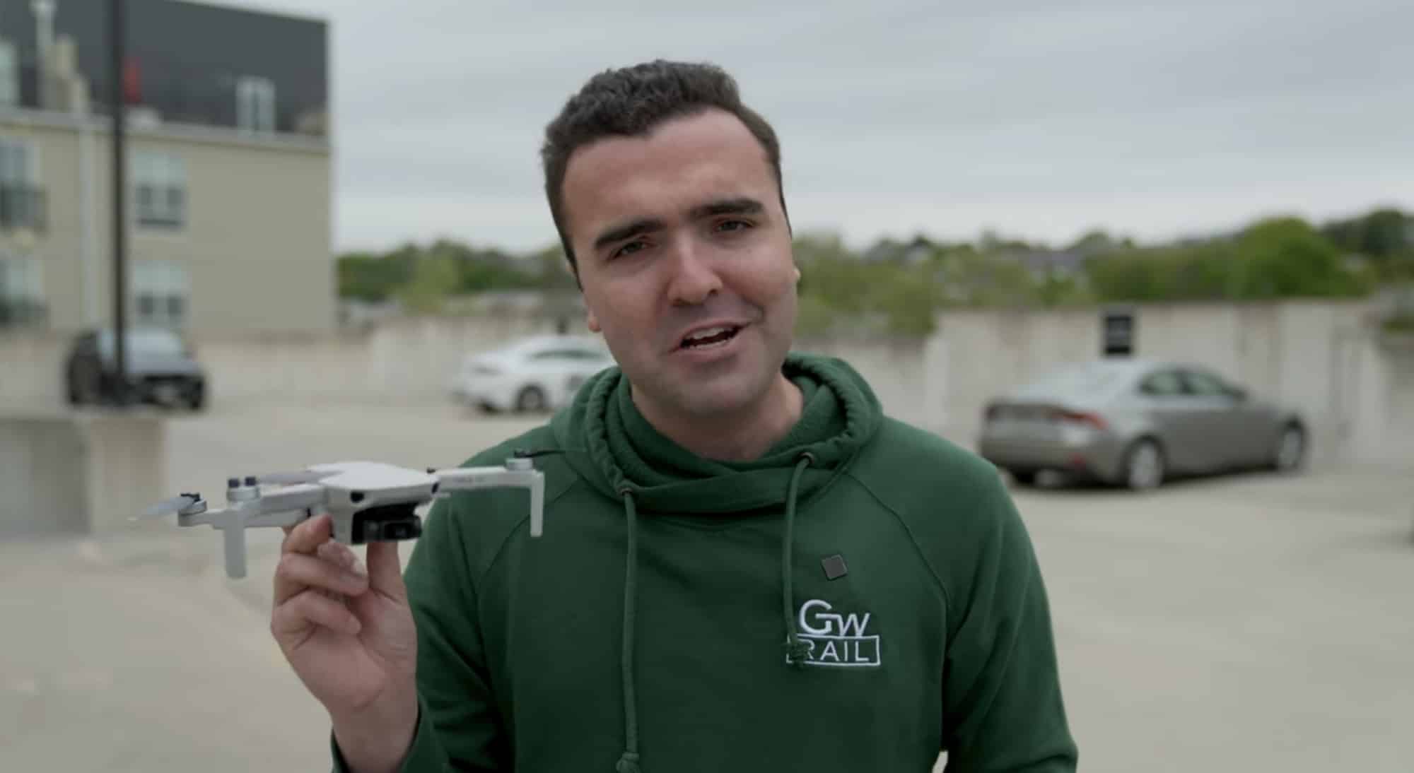 The sub-250-gram Mini 4K holding a steady hover on a windy day.