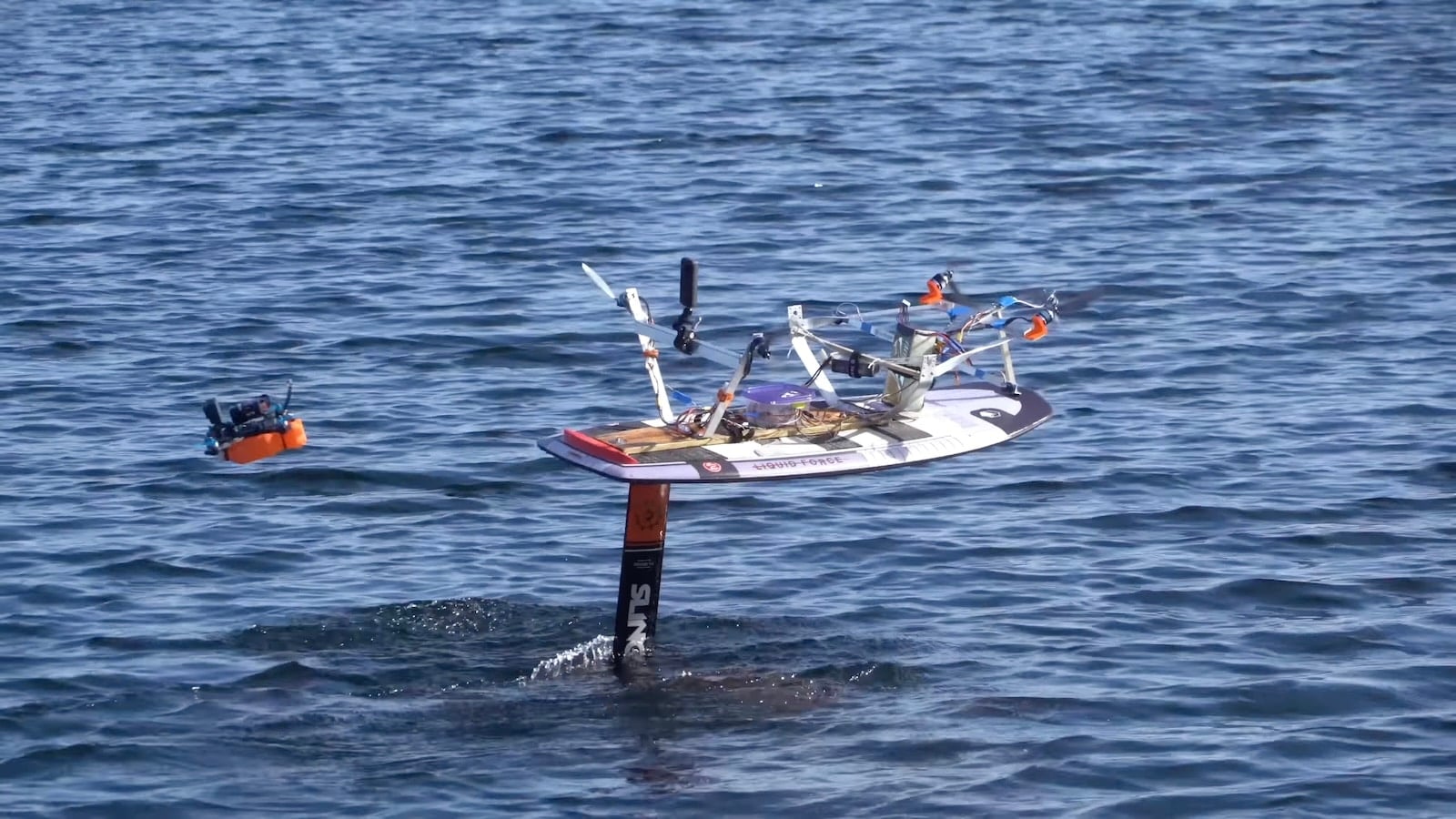 Inventor Tests Drone-Powered Hydrofoil Board with Mixed Results
