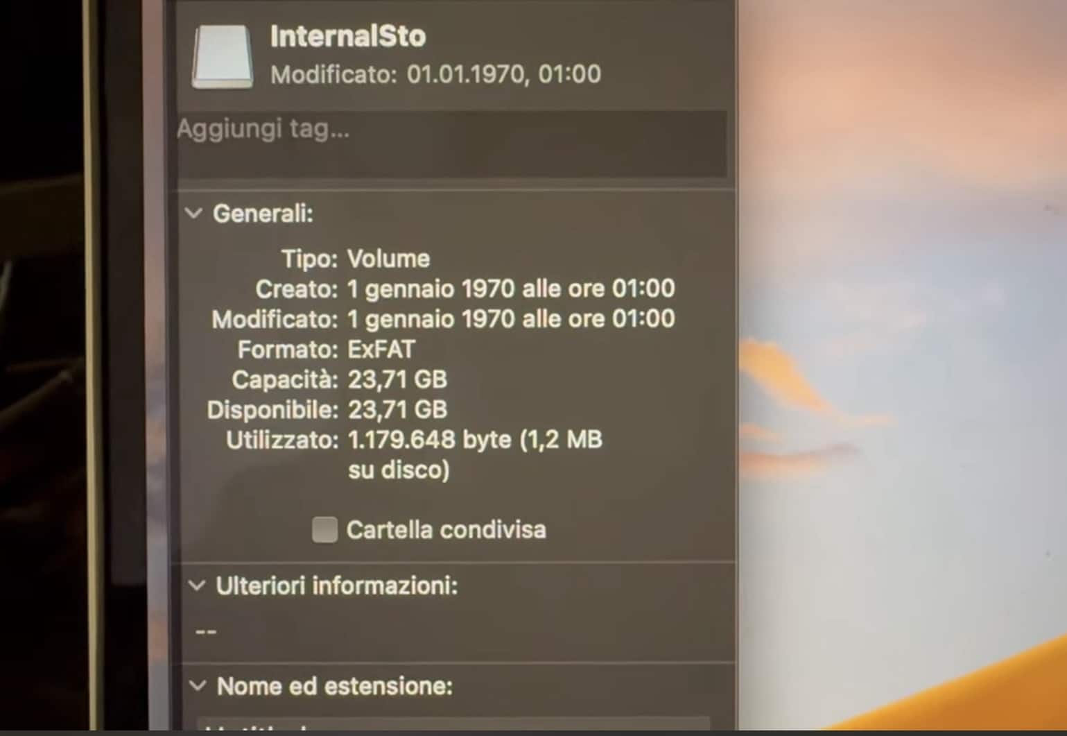The DJI Neo's internal storage reading 23.71 GB, with no microSD slot fitted.