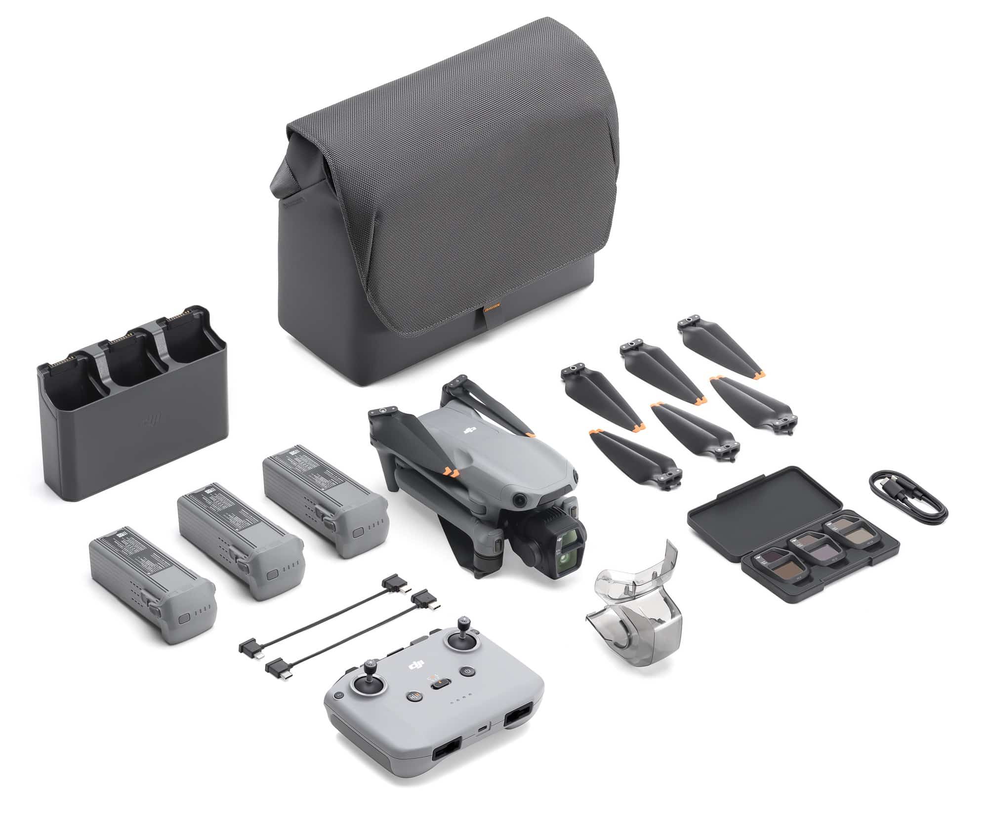 Combo layout with shoulder bag, three spare batteries and the RC-N3 controller.