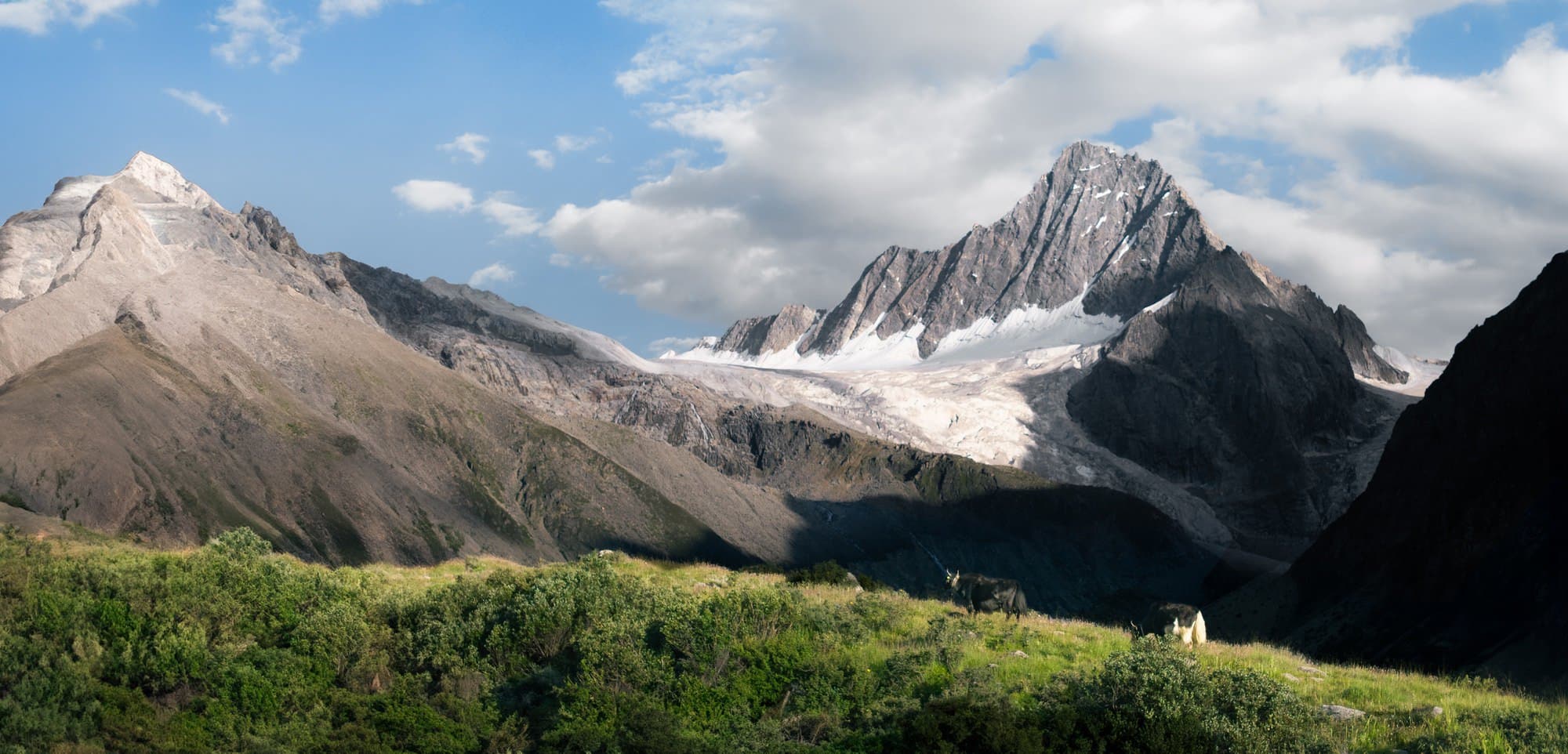 Shot on DJI Air 3S: Mountains 70mm Aerial Photo or Drone Photo