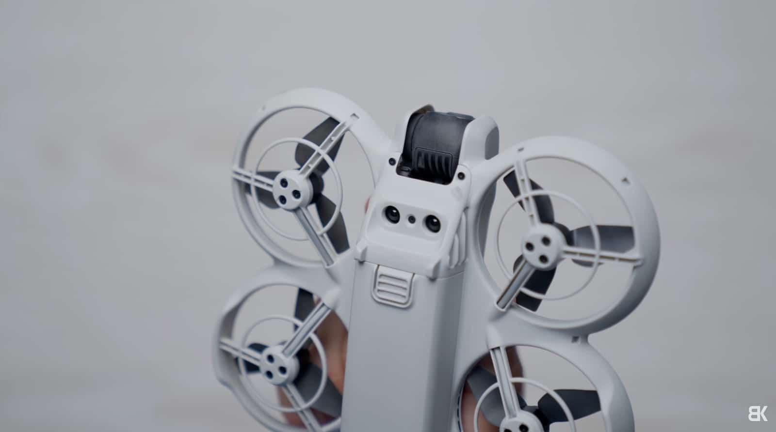 Learn How to Fly FPV With Your DJI Neo Drone