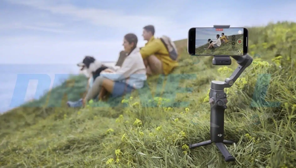 DJI Osmo Mobile 7 Splits Into Two Models: Standard and Pro Versions Leaked