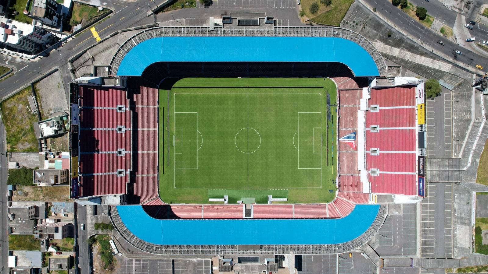 Stadium Cenital Shot