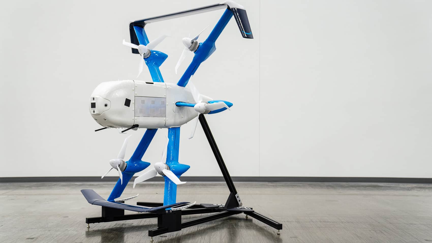 amazon drone uav delivery fly work uas