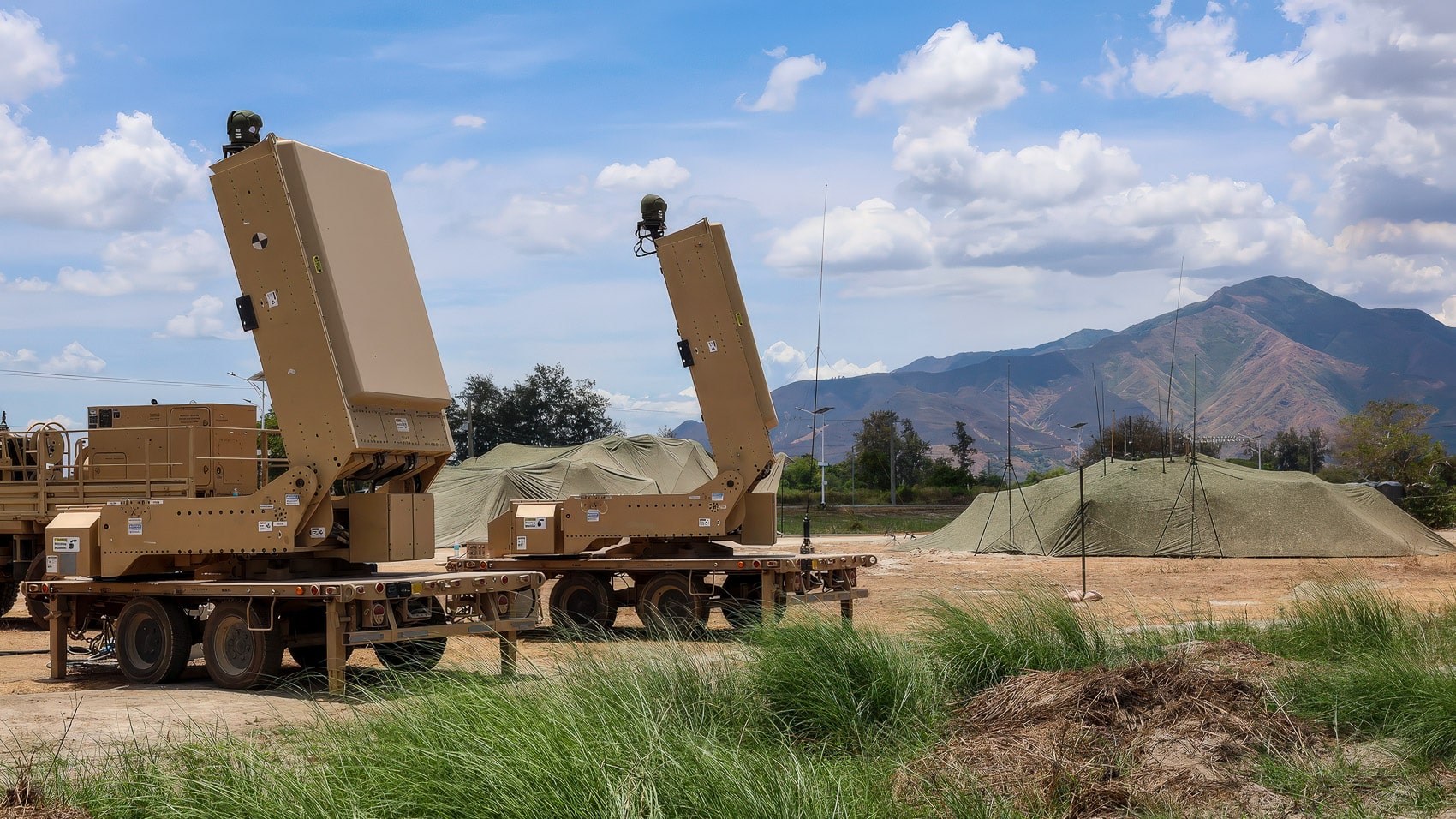 This Weapon from Epirus Just Fried a Drone Swarm With Microwaves