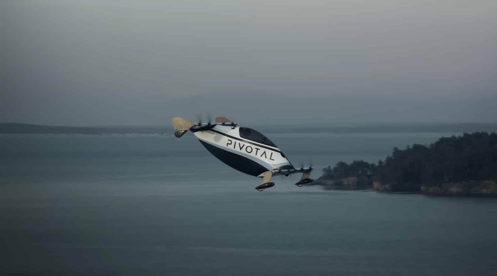 A BlackFly in cruise flight, restricted by Part 103 to daytime recreational use.
