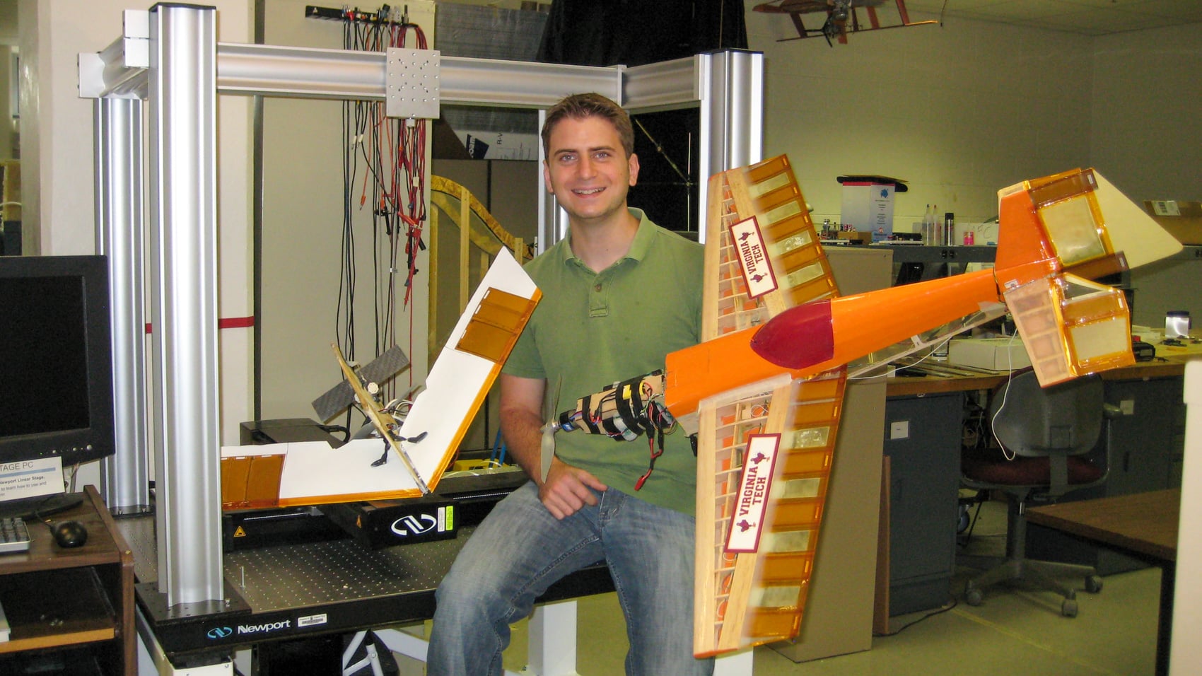 Rutgers Built a Drone That Flies Like a Bird and Has No Moving Parts
