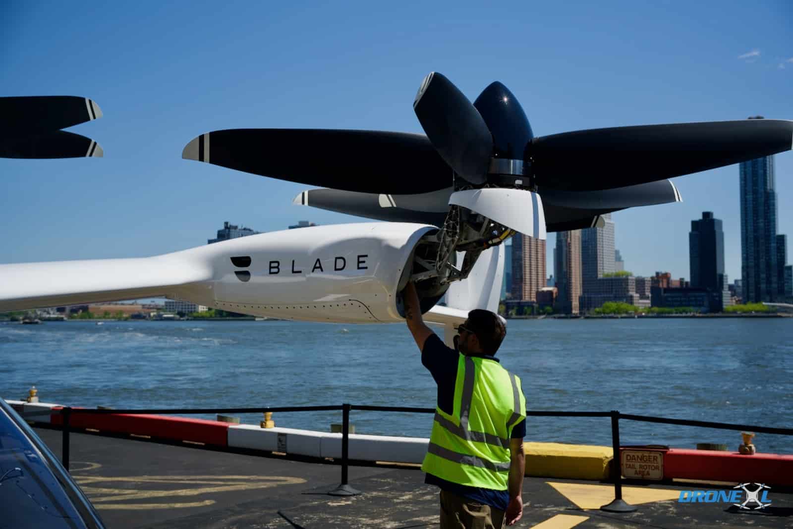 Four of the six tilting propellers on the Joby S4 are mounted along the main wing.