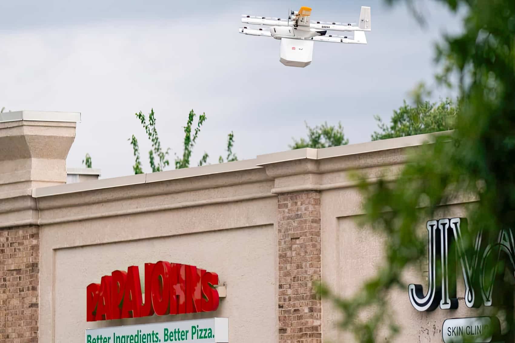 Drone Delivery Sandwiches Land at Papa Johns Stores