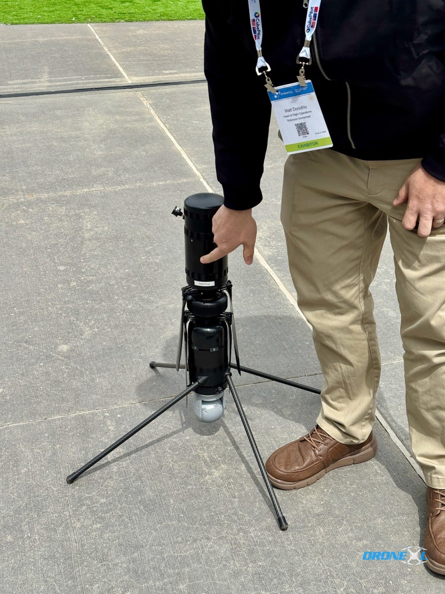 Robinson Unmanned Demos Spirit At XPONENTIAL Detroit; Helius Pocket Drone Still A Prototype, Production Pushed To Mid-To-Late Summer 2026