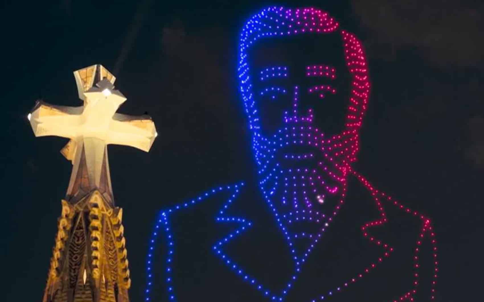 700 Drones Form Gaudí's Face Over Sagrada Familia
