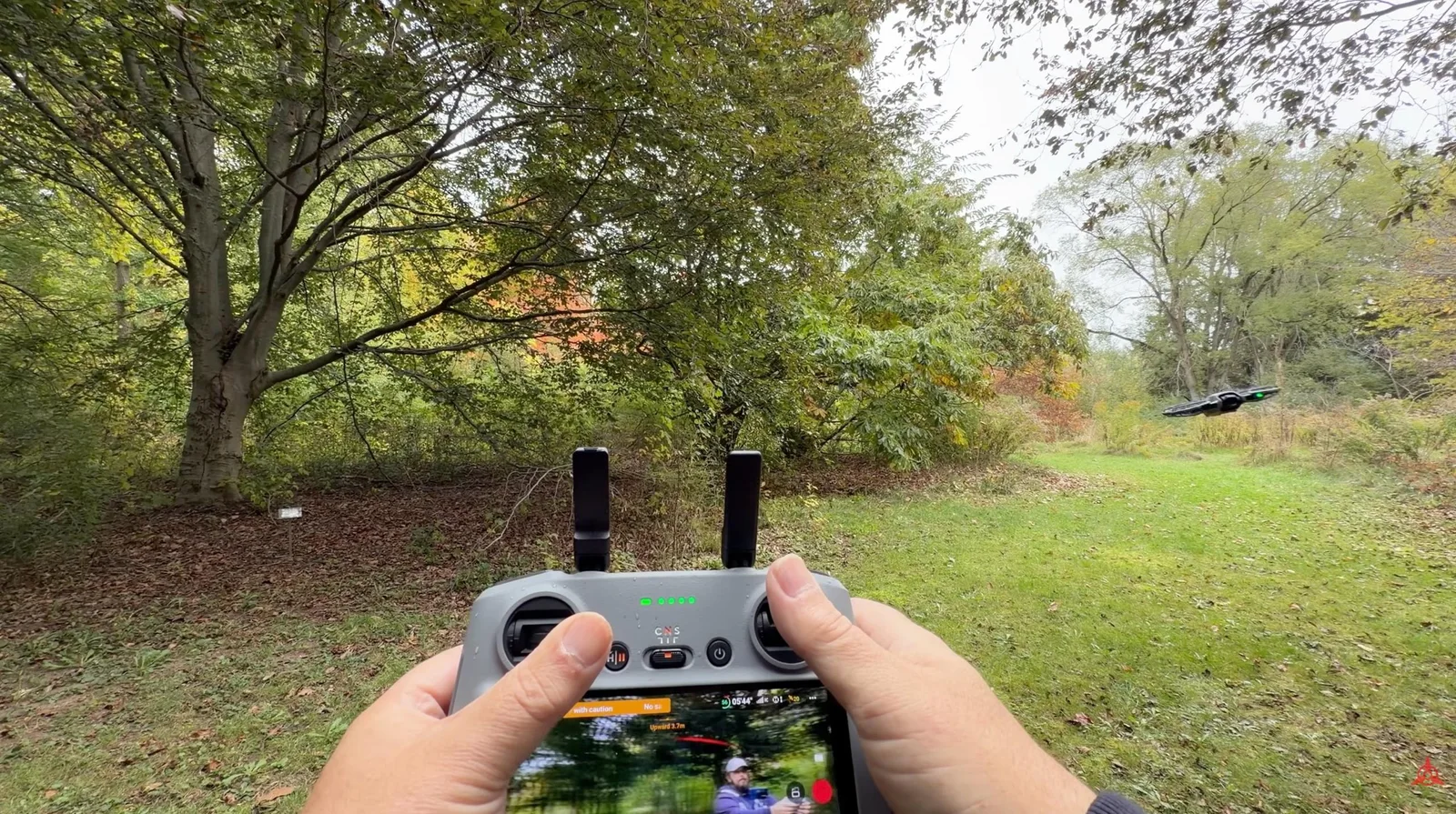 Flying the DJI Neo 2 outdoors with a DJI remote controller